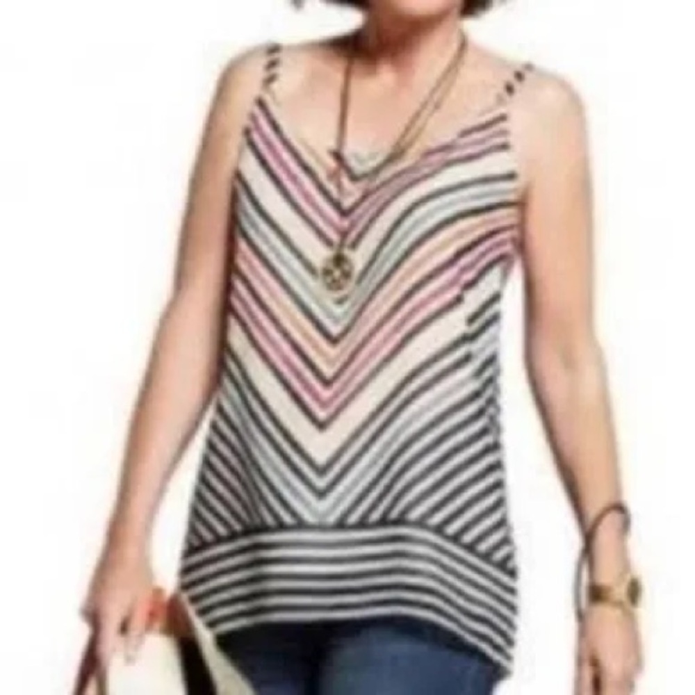 Cabi Linea Cami 5043 - Gorgeous and Versatile Chevron Stripe Cami